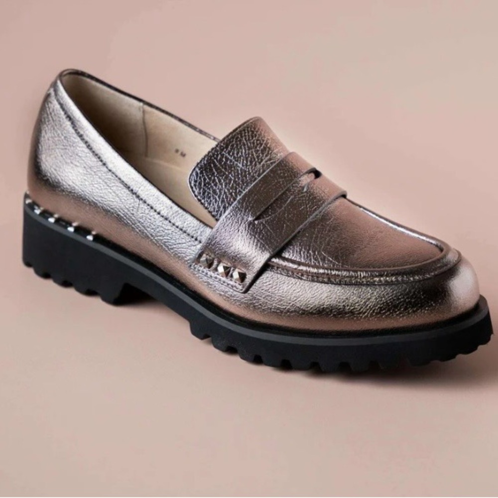 NWOT - VANELi Zona Loafer